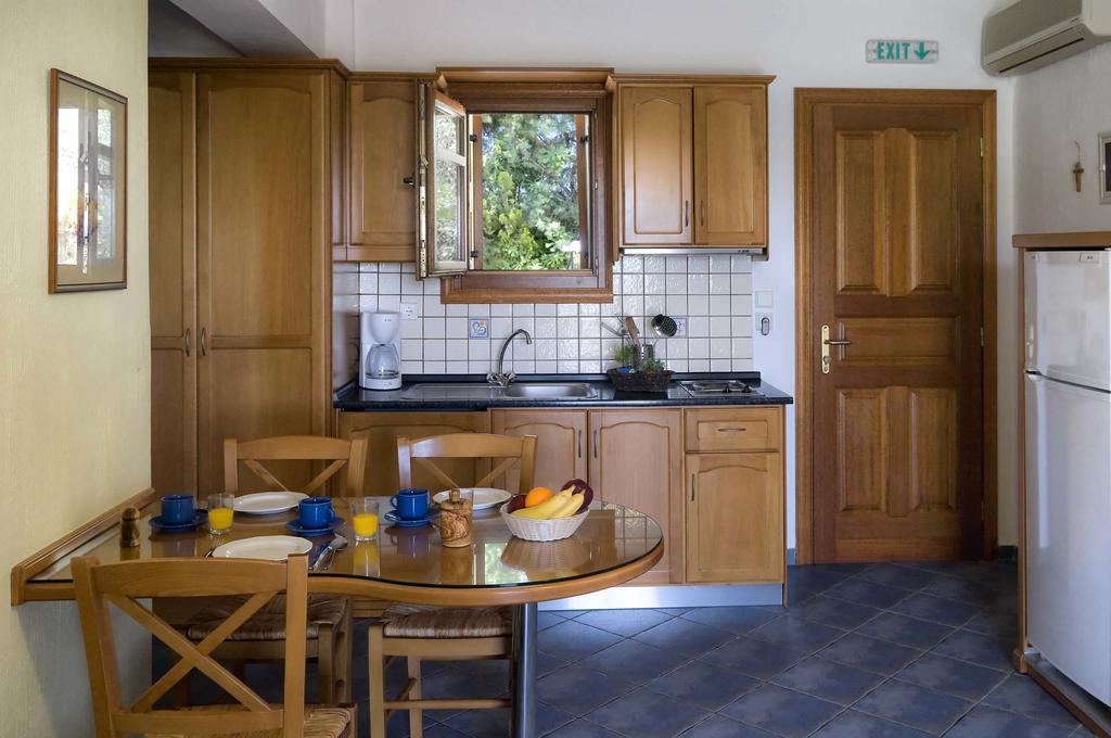 Hotel Apartments Sikia カト・ガッゼア エクステリア 写真