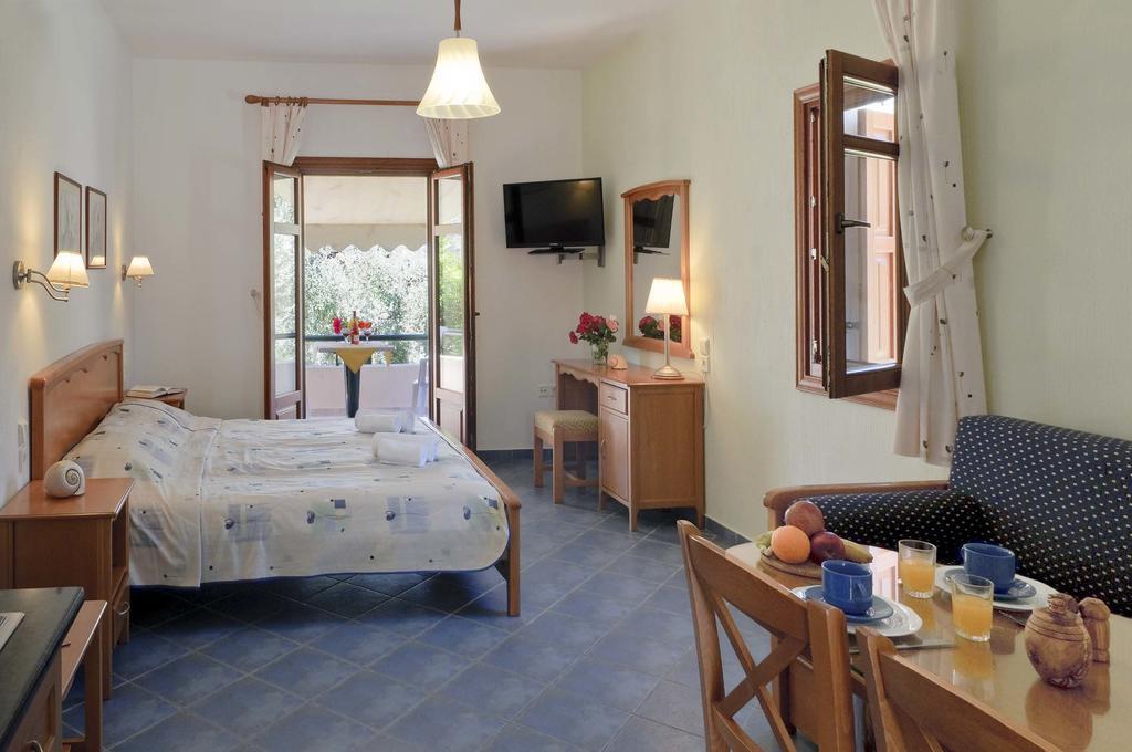 Hotel Apartments Sikia カト・ガッゼア エクステリア 写真